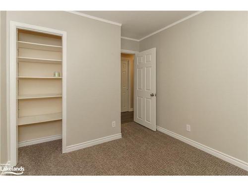 5 Fairlawn Boulevard, Bracebridge, ON - Indoor Photo Showing Other Room