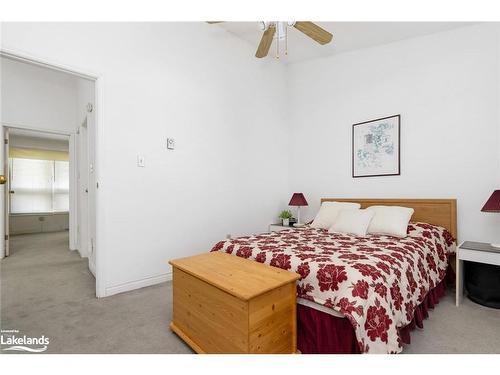 37-55 Louisa Street W, Thornbury, ON - Indoor Photo Showing Bedroom