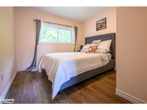 11 Gibson Road, Emsdale, ON - Indoor Photo Showing Bedroom