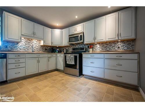 11 Gibson Road, Emsdale, ON - Indoor Photo Showing Kitchen