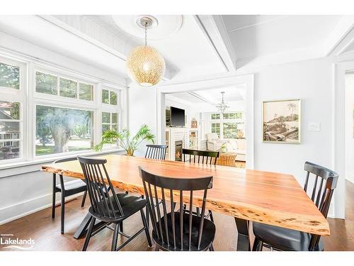 300 2Nd Avenue E, Owen Sound, ON - Indoor Photo Showing Dining Room