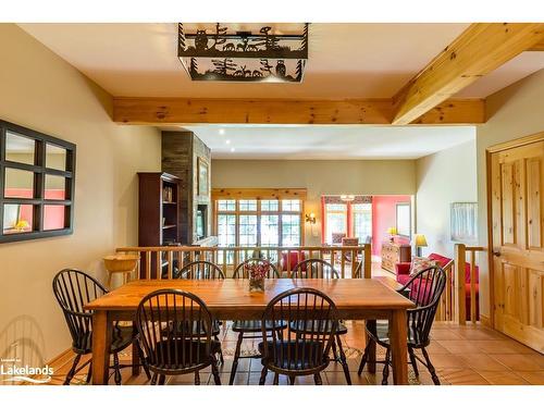 6 Wk9-1111 Dwight Beach Road, Lake Of Bays, ON - Indoor Photo Showing Dining Room