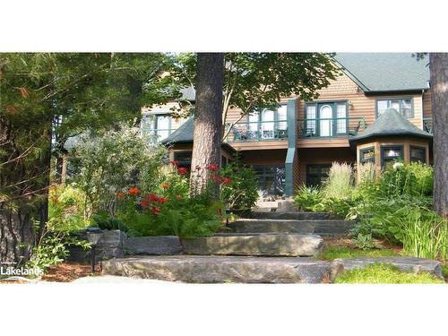 6 Wk9-1111 Dwight Beach Road, Lake Of Bays, ON - Outdoor