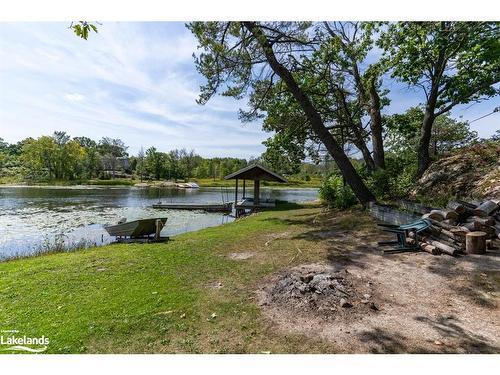 2 Island 860, Honey Harbour, ON - Outdoor With Body Of Water With View