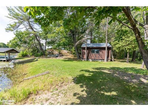 2 Island 860, Honey Harbour, ON - Outdoor