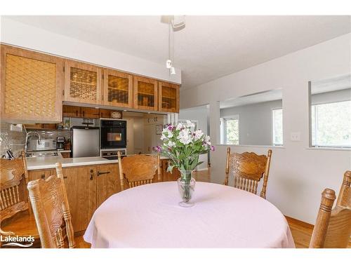 205 Wanda Miller Road, Gravenhurst, ON - Indoor Photo Showing Dining Room