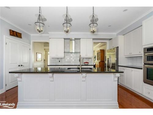 3 North Maple Street, Collingwood, ON - Indoor Photo Showing Kitchen