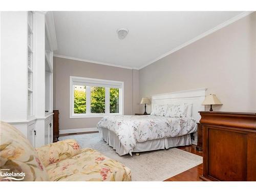 3 North Maple Street, Collingwood, ON - Indoor Photo Showing Bedroom