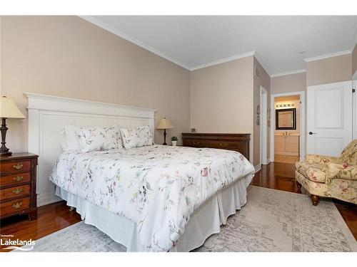 3 North Maple Street, Collingwood, ON - Indoor Photo Showing Bedroom