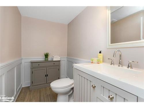 3 North Maple Street, Collingwood, ON - Indoor Photo Showing Bathroom