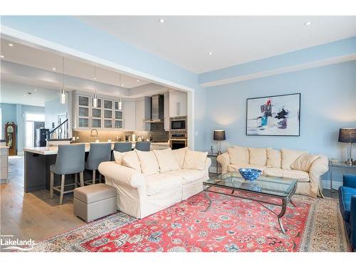 16 Wheelhouse Crescent, Collingwood, ON - Indoor Photo Showing Living Room