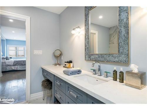 16 Wheelhouse Crescent, Collingwood, ON - Indoor Photo Showing Bathroom