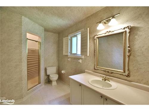 28 Fairway Crescent, Wasaga Beach, ON - Indoor Photo Showing Bathroom