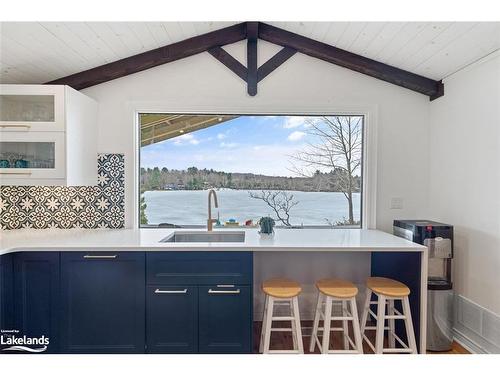 1042 El-Kee Point Lane, Port Carling, ON - Indoor Photo Showing Kitchen