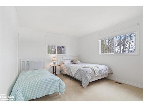 1042 El-Kee Point Lane, Port Carling, ON - Indoor Photo Showing Bedroom