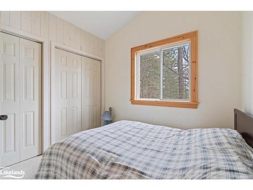 1042 El-Kee Point Lane, Port Carling, ON - Indoor Photo Showing Bedroom