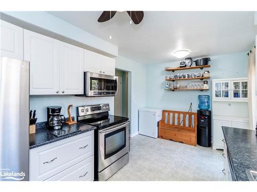 35 Dorcas Avenue, Tiny, ON - Indoor Photo Showing Kitchen