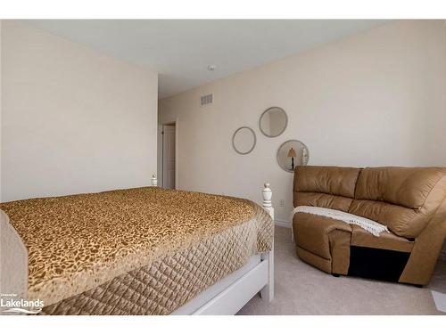 16 Beatrice Drive, Wasaga Beach, ON - Indoor Photo Showing Bedroom