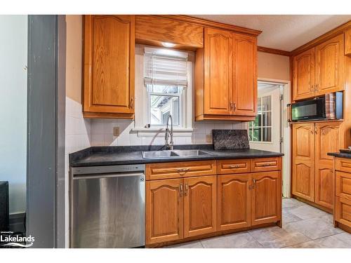 16 Lorne Street S, Huntsville, ON - Indoor Photo Showing Kitchen With Double Sink