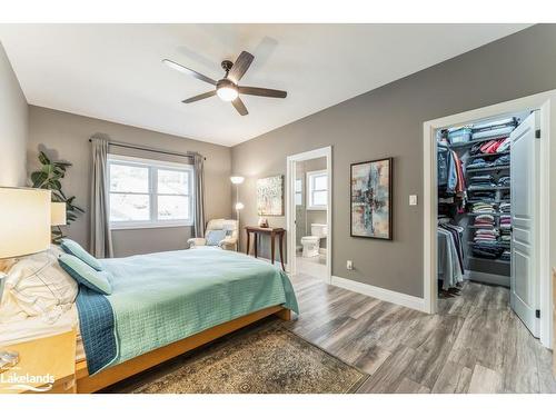 6 Lake Drive, Huntsville, ON - Indoor Photo Showing Bedroom