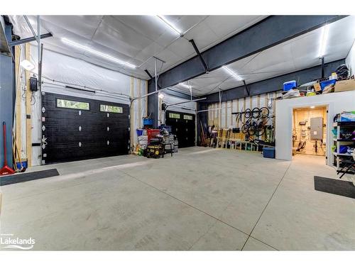 1584 Champlain Road, Tiny, ON - Indoor Photo Showing Garage