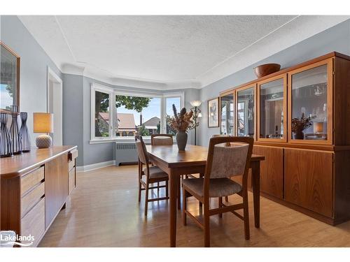 170 Kenilworth Avenue S, Hamilton, ON - Indoor Photo Showing Dining Room