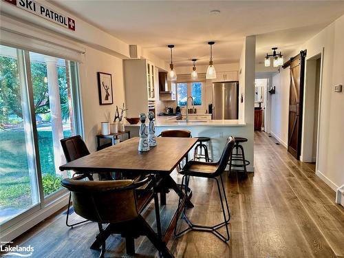 11 Shoreline Dr, Bracebridge, ON - Indoor Photo Showing Dining Room