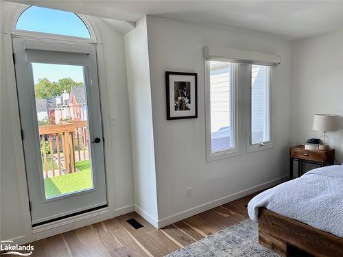 11 Shoreline Dr, Bracebridge, ON - Indoor Photo Showing Bedroom