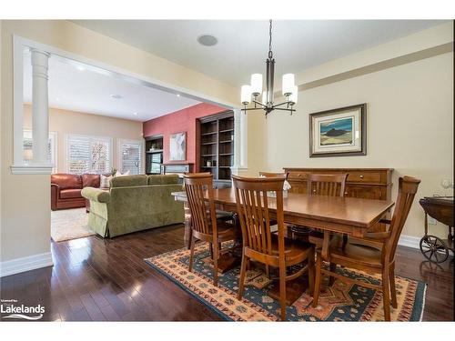 7 North Maple Street, Collingwood, ON - Indoor Photo Showing Dining Room