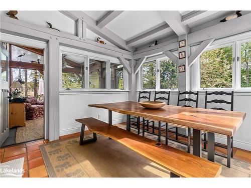 1095 Williamsport Road, Huntsville, ON - Indoor Photo Showing Dining Room