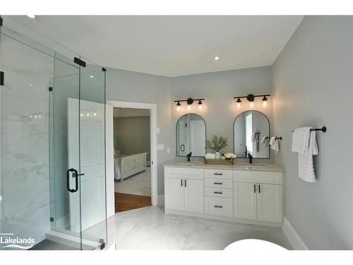 4 Laurel Boulevard, Collingwood, ON - Indoor Photo Showing Bathroom