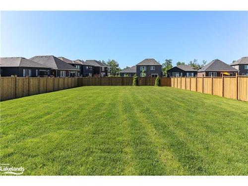 370 Ramblewood Drive, Wasaga Beach, ON - Outdoor With Backyard