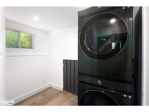 44 Parker Street W, Meaford, ON - Indoor Photo Showing Laundry Room