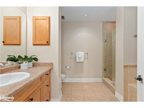 305-130 Steamship Bay Road, Gravenhurst, ON - Indoor Photo Showing Bathroom