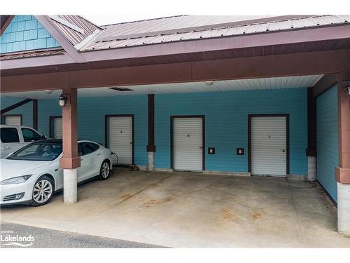 305-130 Steamship Bay Road, Gravenhurst, ON - Indoor Photo Showing Garage