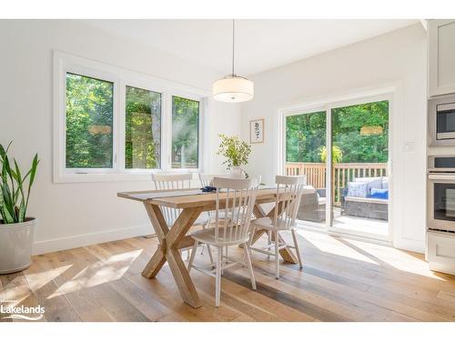 6 Boulder Court, Huntsville, ON - Indoor Photo Showing Dining Room