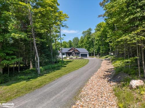 6 Boulder Court, Huntsville, ON - Outdoor