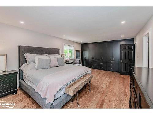 2038 15 Sideroad, Milton, ON - Indoor Photo Showing Bedroom