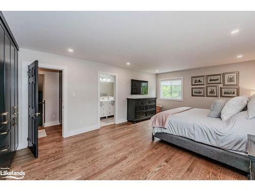 2038 15 Sideroad, Milton, ON - Indoor Photo Showing Bedroom