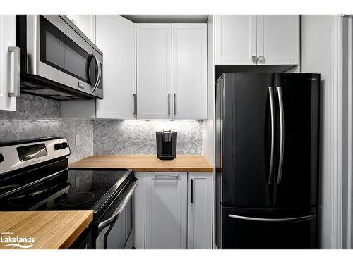 39-19 Dawson Drive, Collingwood, ON - Indoor Photo Showing Kitchen