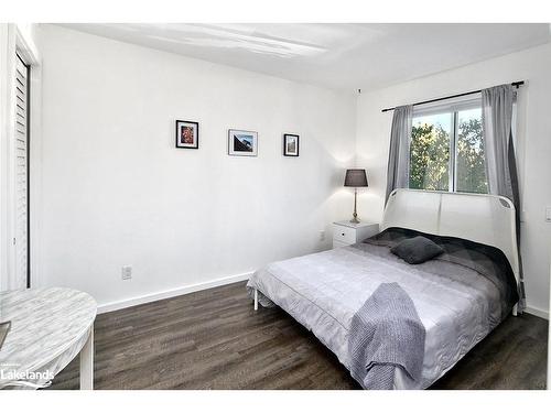 39-19 Dawson Drive, Collingwood, ON - Indoor Photo Showing Bedroom