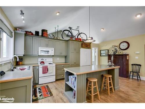 230 Ecclestone Drive, Bracebridge, ON - Indoor Photo Showing Kitchen With Double Sink