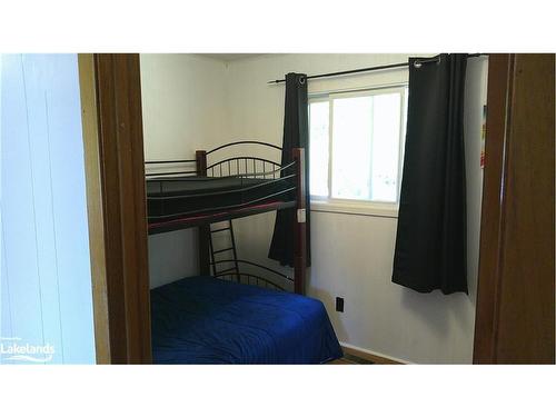 69 Albert Avenue, Tiny, ON - Indoor Photo Showing Bedroom