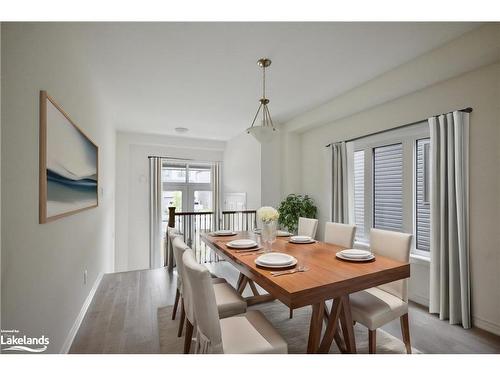 32 Simona Avenue, Wasaga Beach, ON - Indoor Photo Showing Dining Room