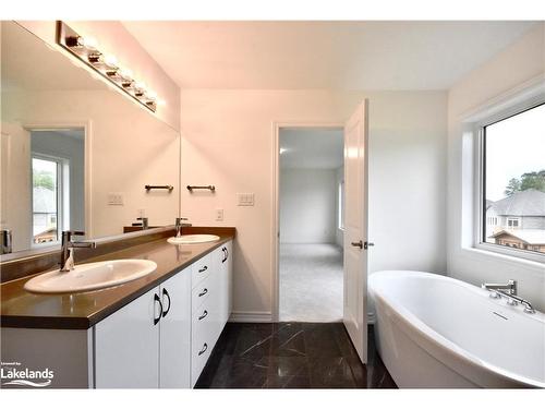 32 Simona Avenue, Wasaga Beach, ON - Indoor Photo Showing Bathroom