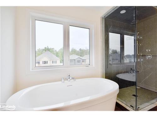 32 Simona Avenue, Wasaga Beach, ON - Indoor Photo Showing Bathroom