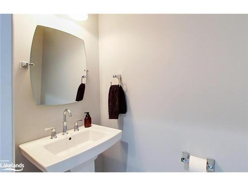 29 Garbutt Crescent, Collingwood, ON - Indoor Photo Showing Bathroom