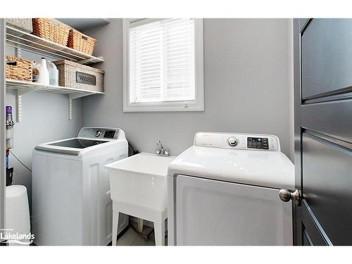 29 Garbutt Crescent, Collingwood, ON - Indoor Photo Showing Laundry Room