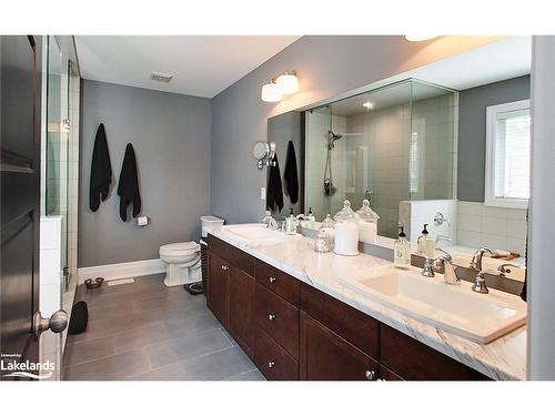 29 Garbutt Crescent, Collingwood, ON - Indoor Photo Showing Bathroom