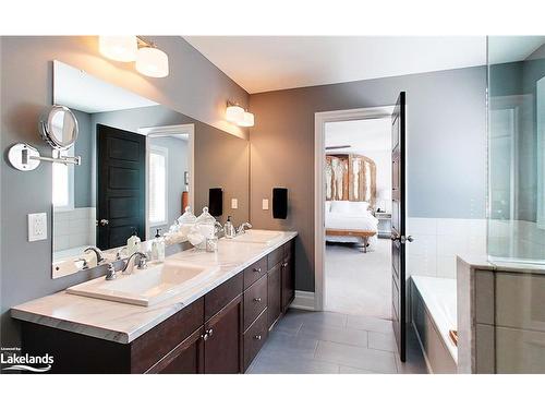 29 Garbutt Crescent, Collingwood, ON - Indoor Photo Showing Bathroom